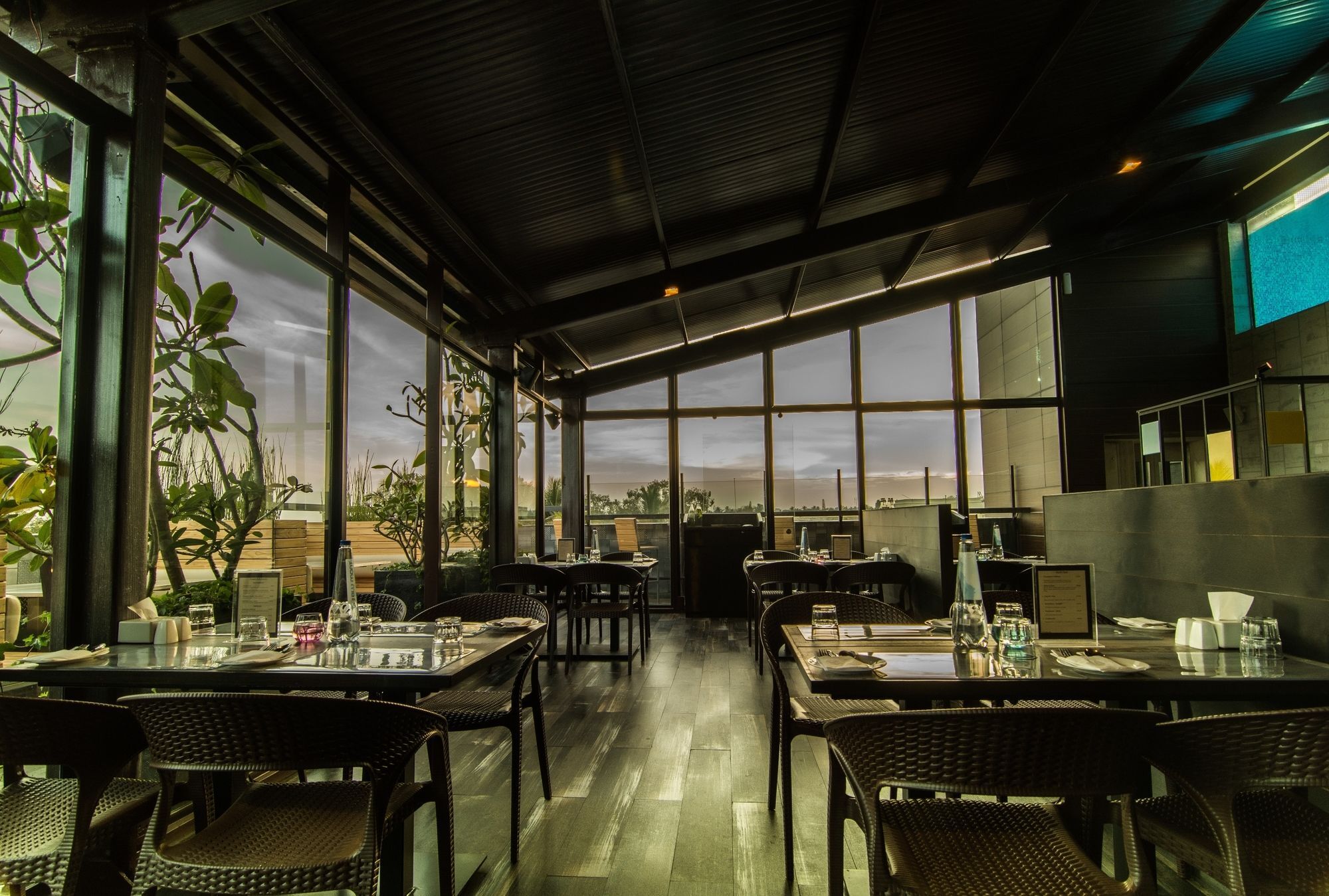 Hotel Roopa Elite Mysuru Zewnętrze zdjęcie