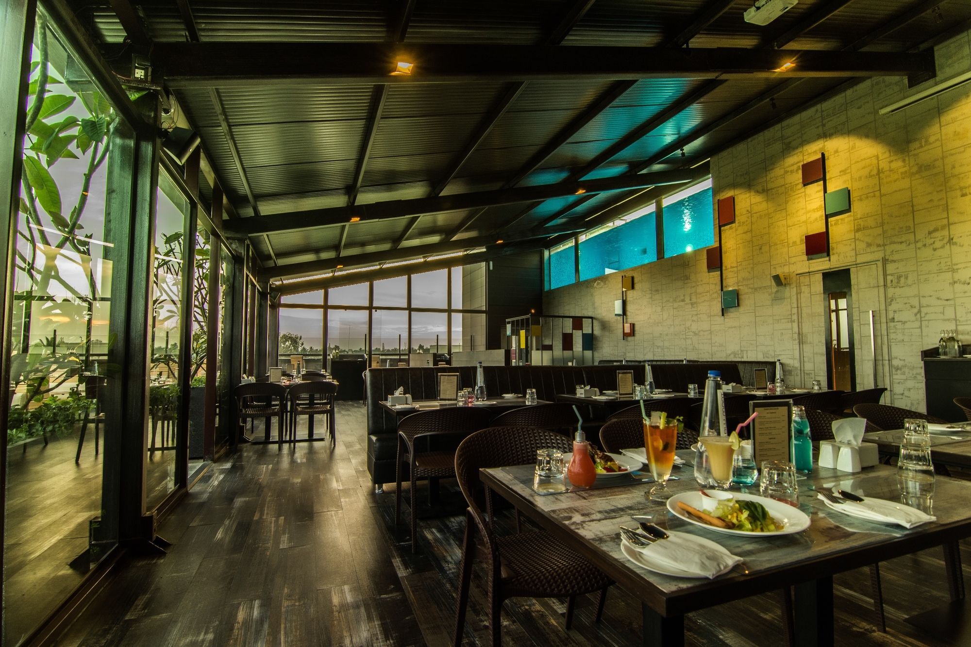Hotel Roopa Elite Mysuru Zewnętrze zdjęcie
